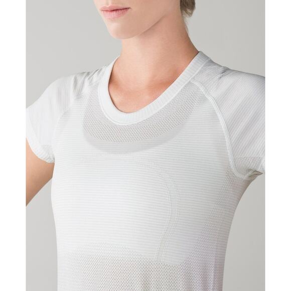 (6) Lululemon Swiftly Tech Short Sleeve Crew Heathered White - Picture 2 of 7
